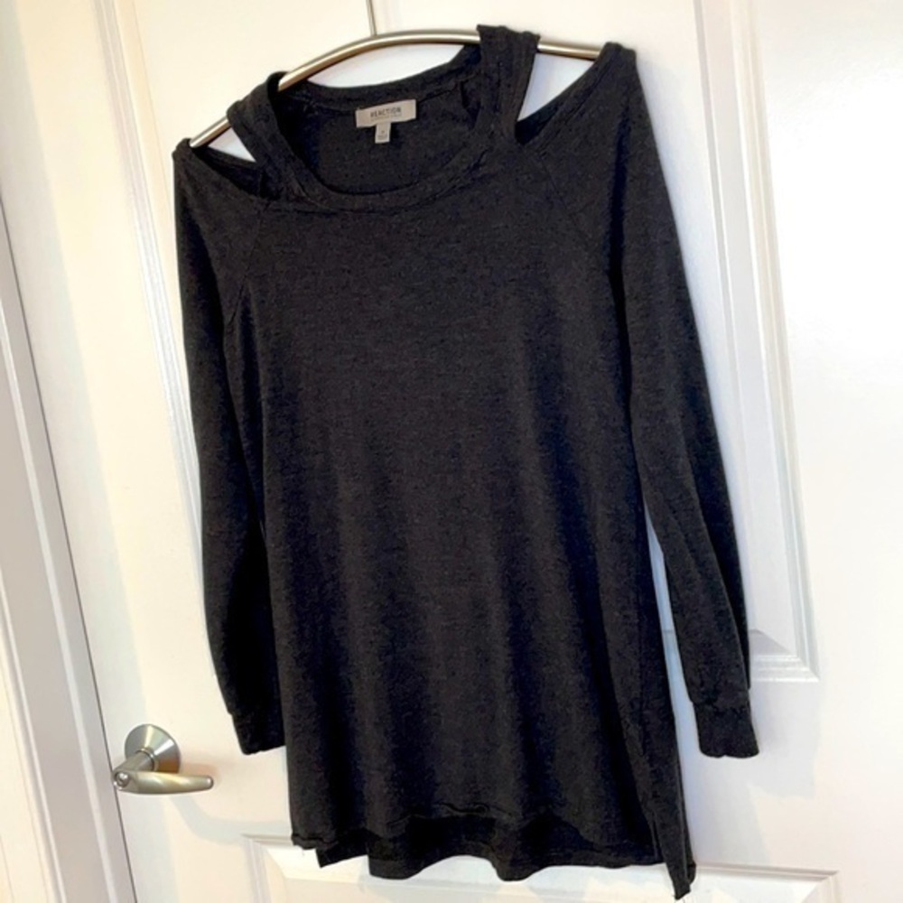 KENNETH COLE | Women’s Dark Gray KENNETH COLE REACTION Stylish Neckline Blouse